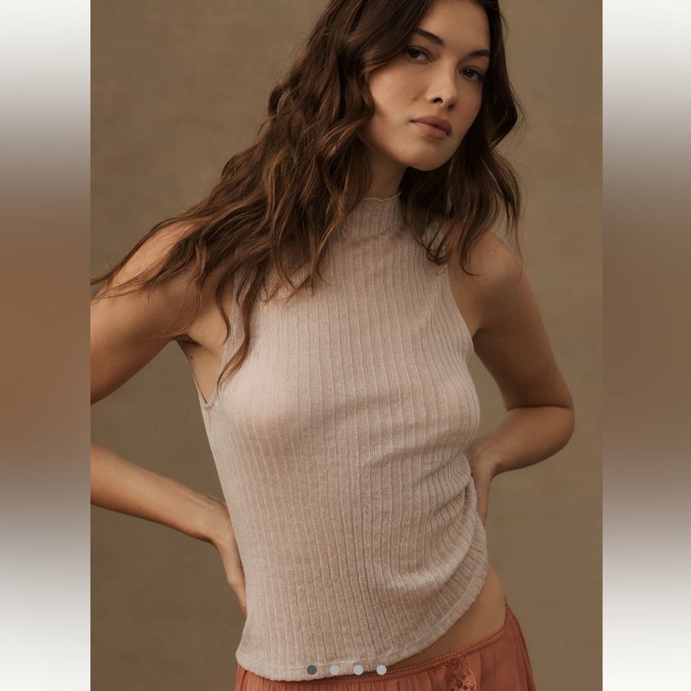 NWT Anthropologie Lucia Funnel-Neck Tank -M